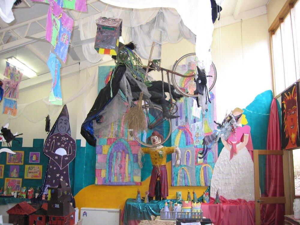 Donvale art room decorated in Wizard of Oz theme for Open Day, 2008