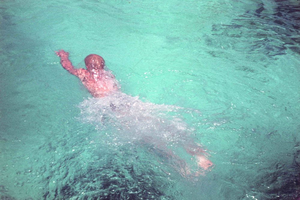 House Swimming, 1958