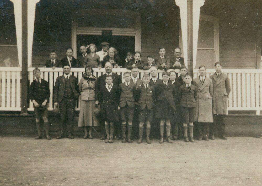 Carey Dramatic Group publicity tour at Dookie, 1934