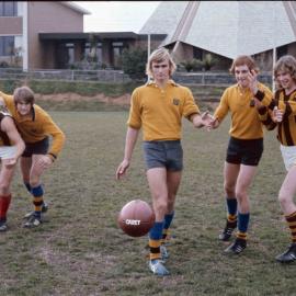 Senior football players, 1974