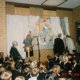 Unveiling of bicentennial mural, 1989