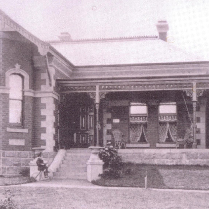 Farrer House
