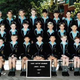 Junior School Kew Year 4E, 1997