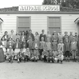 Donvale students at Sovereign Hill, circa 1990s