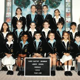 Donvale Junior School Year 4BR, 1996