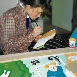 Donvale students creating jigsaw mural, 1993