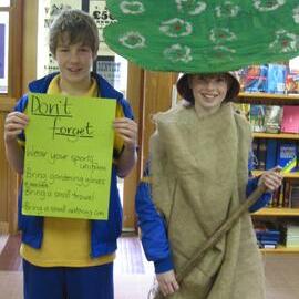 Tree planting day at Donvale, 2004