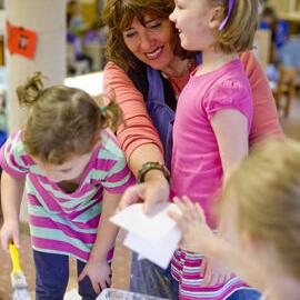 Jeanette Jennings with Donvale students, 2011