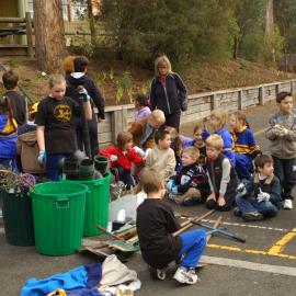 Planting of 375 native plants at Donvale on World Environment Day, 2005