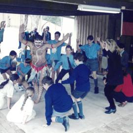 Aboriginal cultural workshop at Currawong Bush Park, 1994