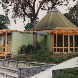 Renovation works to the Don Brown Library, 1989