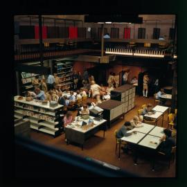 Junior School students in the Mellor Library, 1972