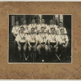 Hockey team, 1930s