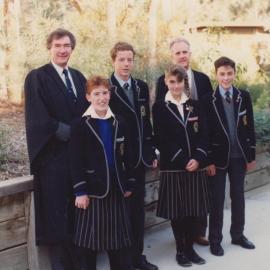 Dr. Ross Millikan and Don Brown with students, 1990