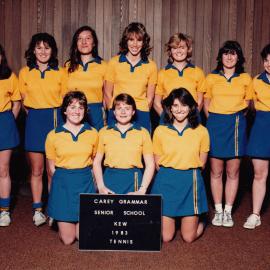 Girls' tennis team, 1983