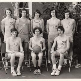 Basketball team, 1975