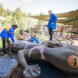 Installation of the Ruffey Lake Park gecko, 2017