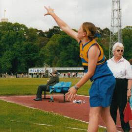 Shot put, 2001