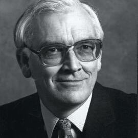 Mr. G. E. Dunshea, 1983