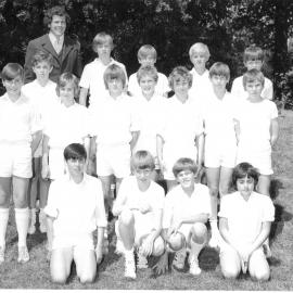 Junior School cricket team, 1972