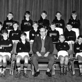 Under 10 football team, 1966