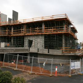 Construction of the De Young Performing Arts Centre, 2006