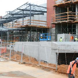 Construction of the De Young Performing Arts Centre, 2006