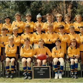 Under 10 football team, 1989