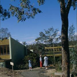 First days of Donvale, 1989