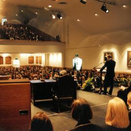Hon Peter Costello MP addressing the audience, 1995