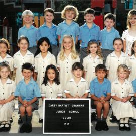 Junior School Kew Class 2F, 2000