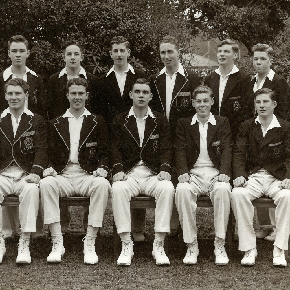 Cricket team, 1946